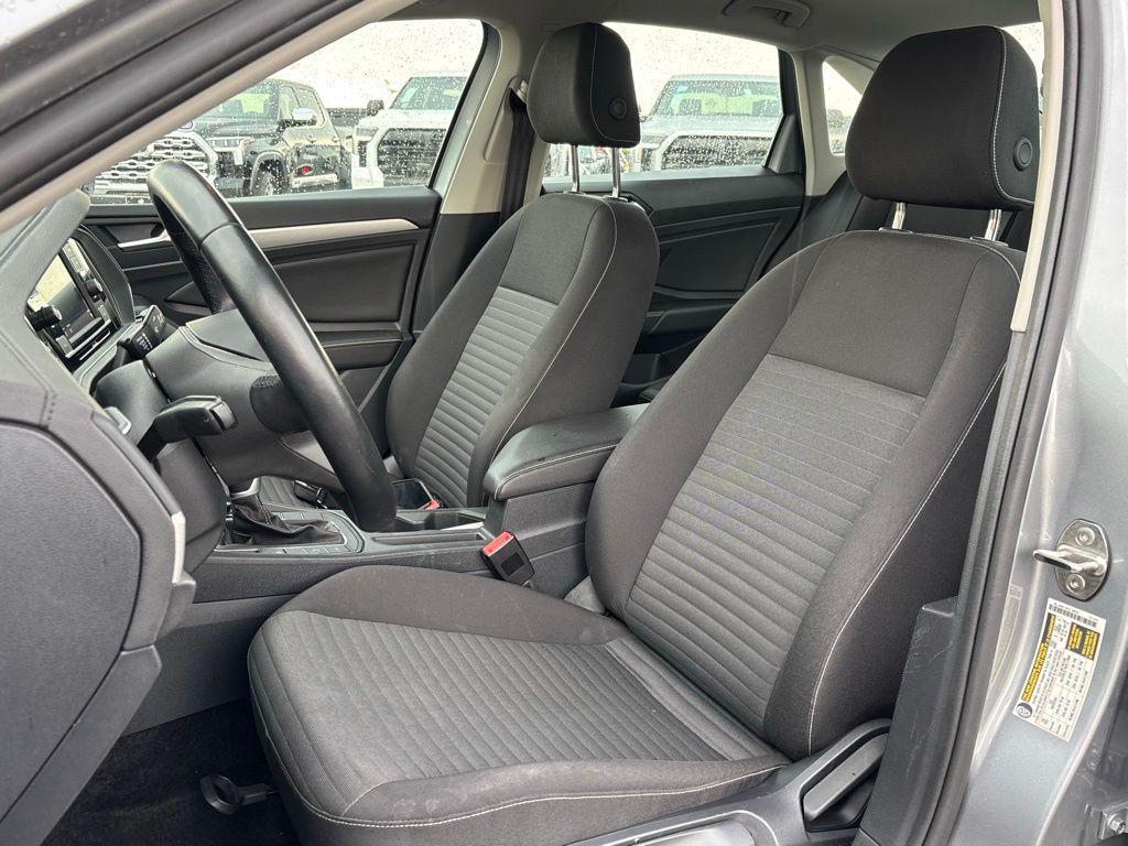 used 2024 Volkswagen Jetta car, priced at $19,591