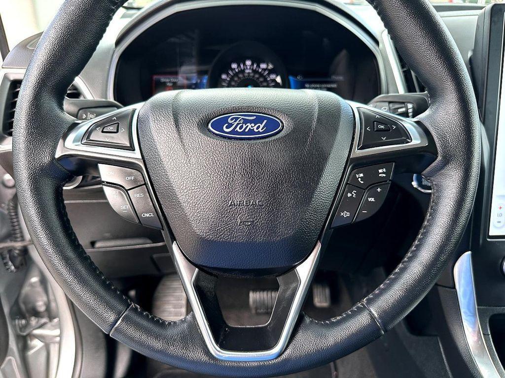 used 2024 Ford Edge car, priced at $29,130