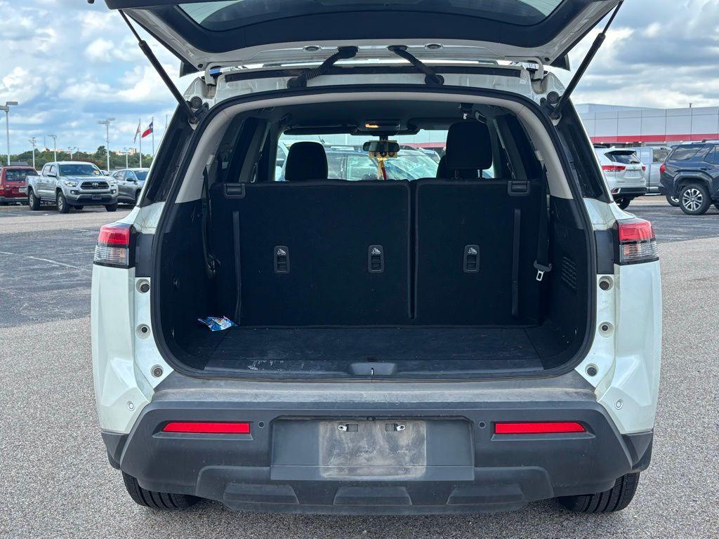 used 2022 Nissan Pathfinder car, priced at $24,991