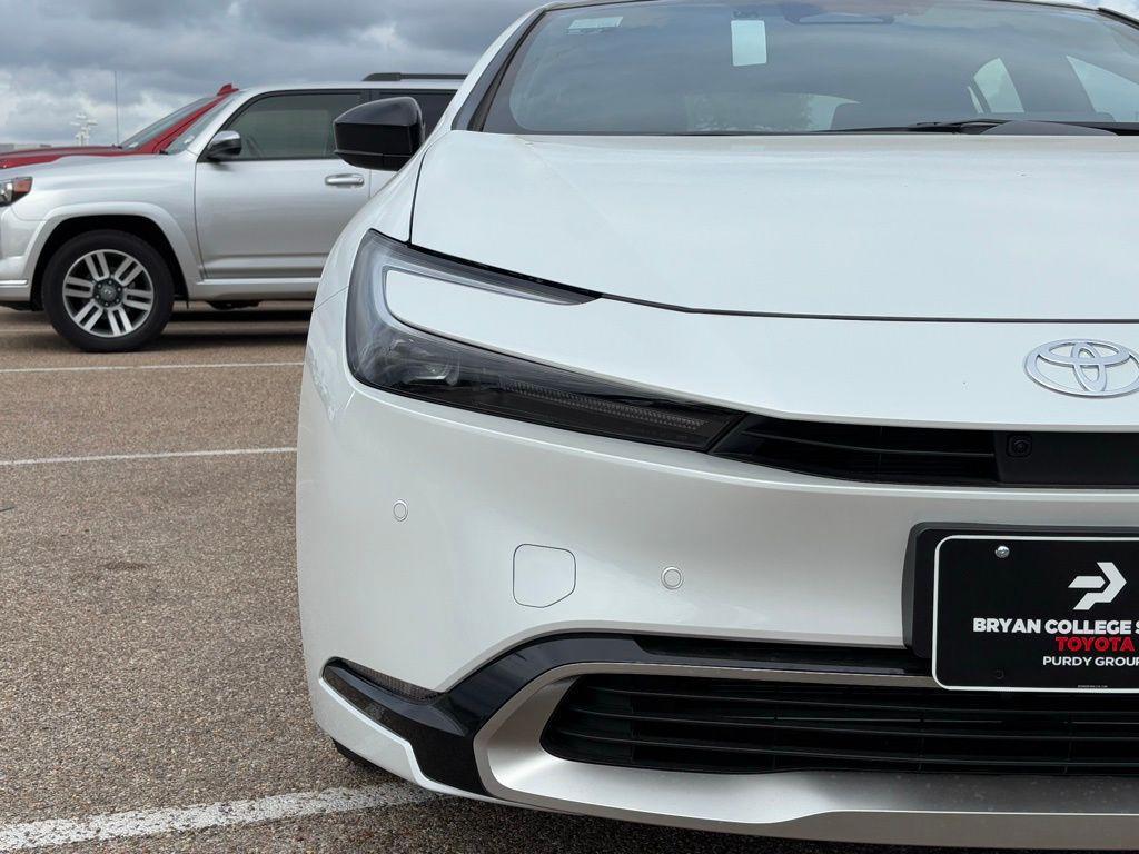 new 2026 Toyota Prius Plug-In Hybrid car, priced at $46,282