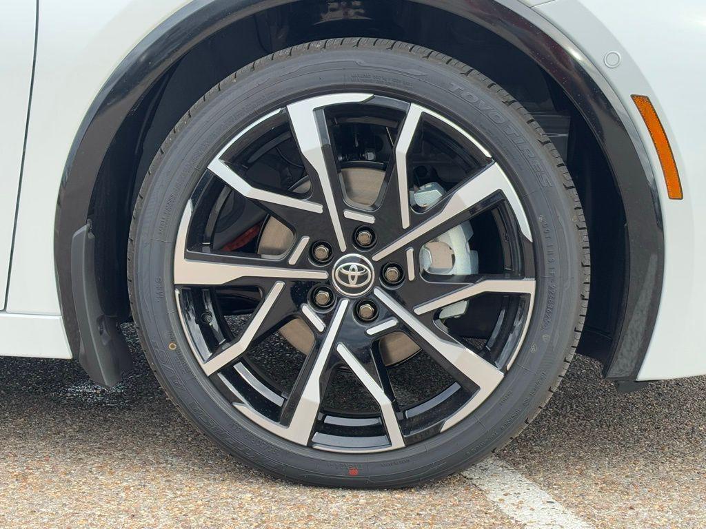 new 2026 Toyota Prius Plug-In Hybrid car, priced at $46,282