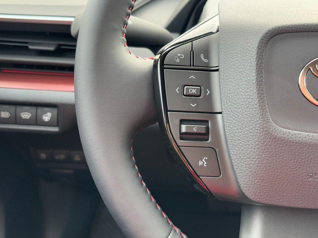 new 2026 Toyota Prius Plug-In Hybrid car, priced at $46,282