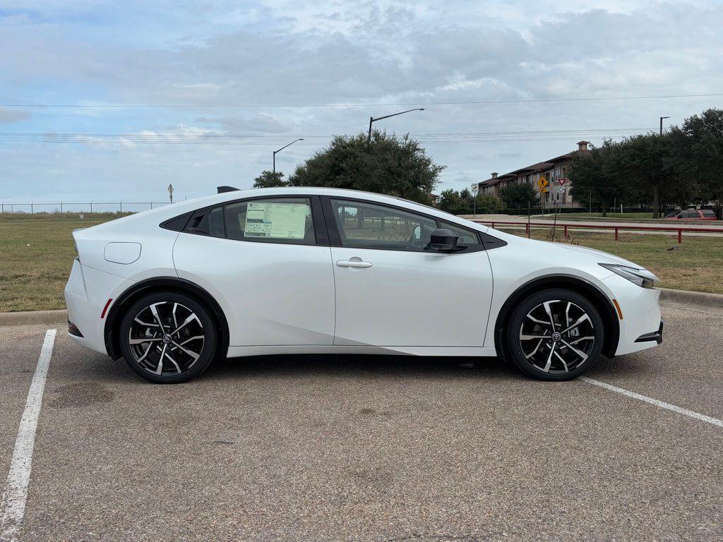 new 2026 Toyota Prius Plug-In Hybrid car, priced at $46,282