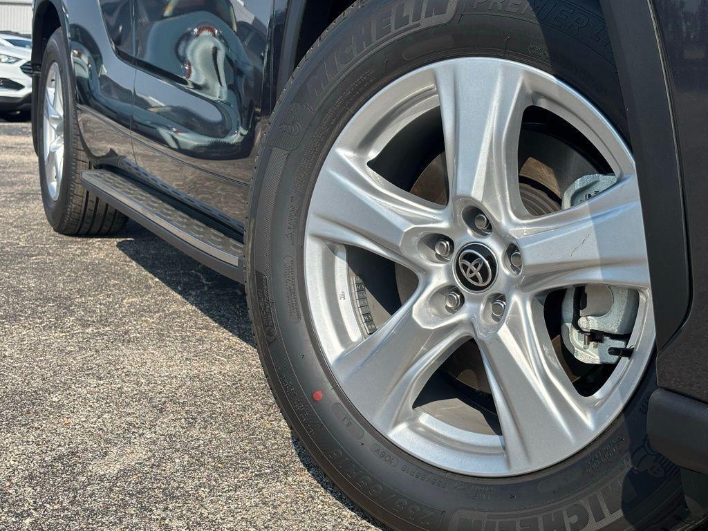 new 2025 Toyota Highlander car, priced at $44,991