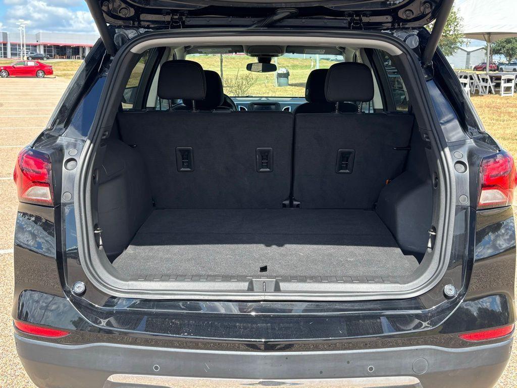 used 2023 Chevrolet Equinox car, priced at $20,743