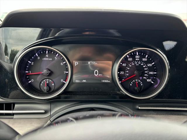 used 2024 Kia Carnival car, priced at $36,600