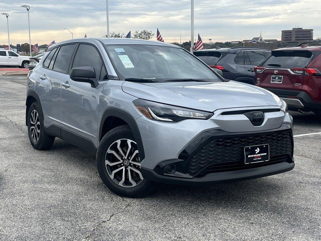 new 2025 Toyota Corolla Cross Hybrid car, priced at $31,963