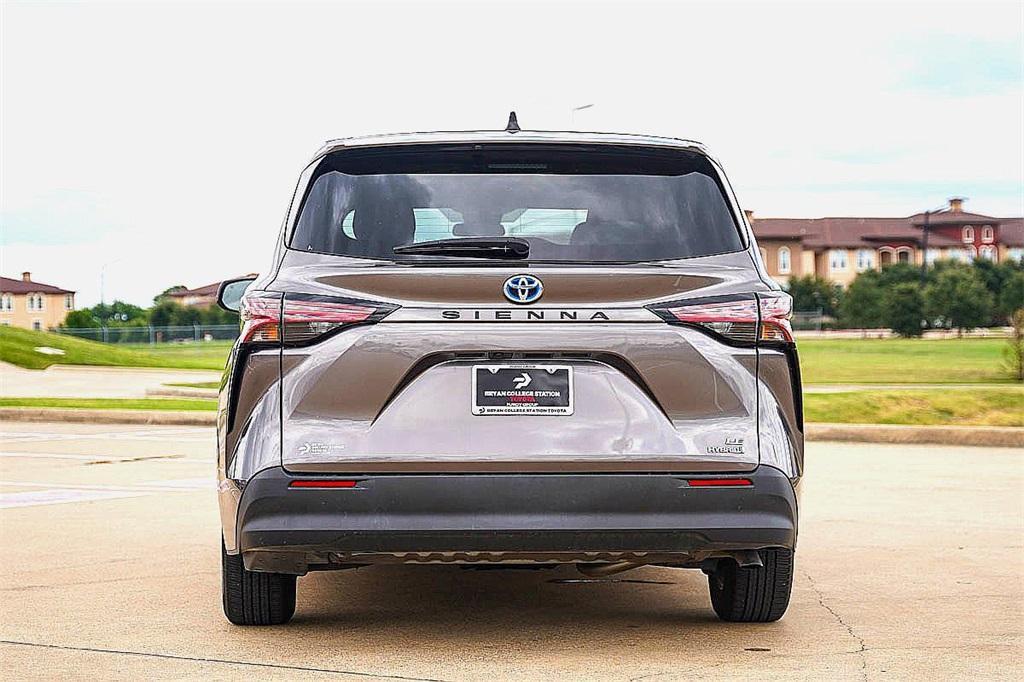 used 2022 Toyota Sienna car, priced at $36,101