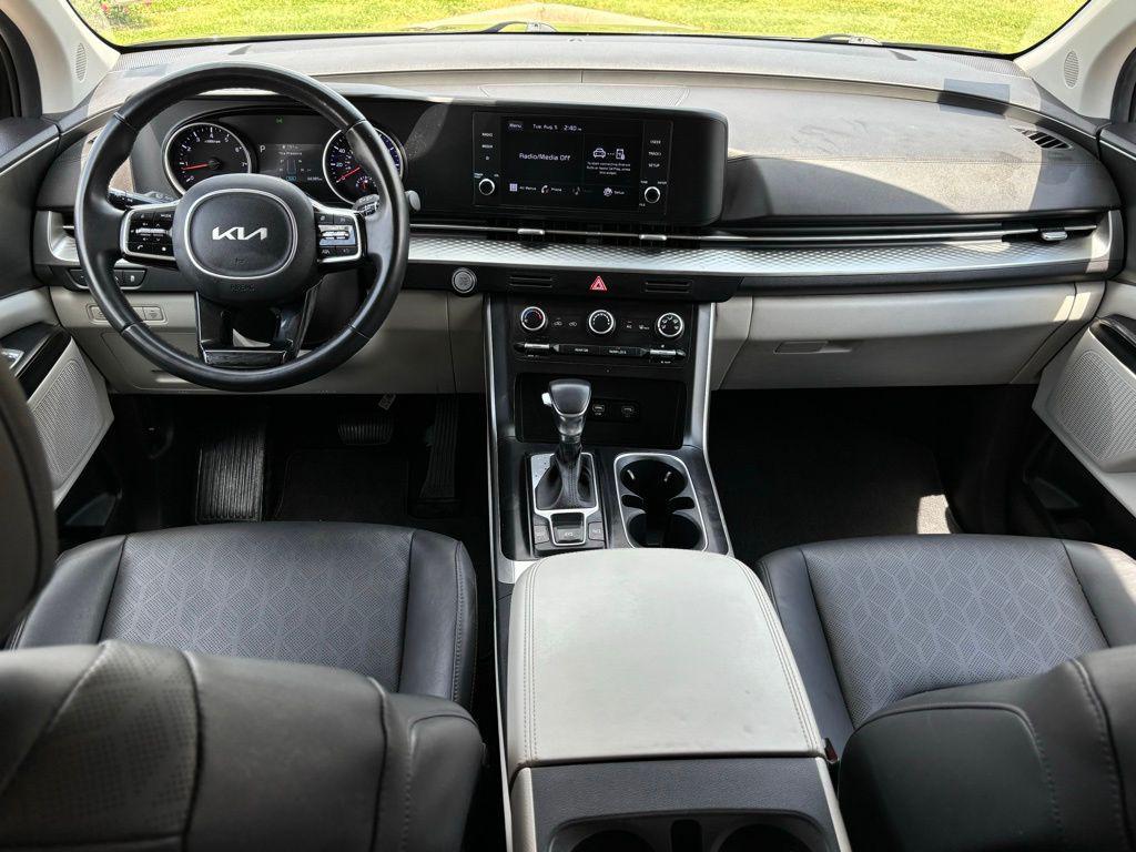 used 2022 Kia Carnival car, priced at $24,888