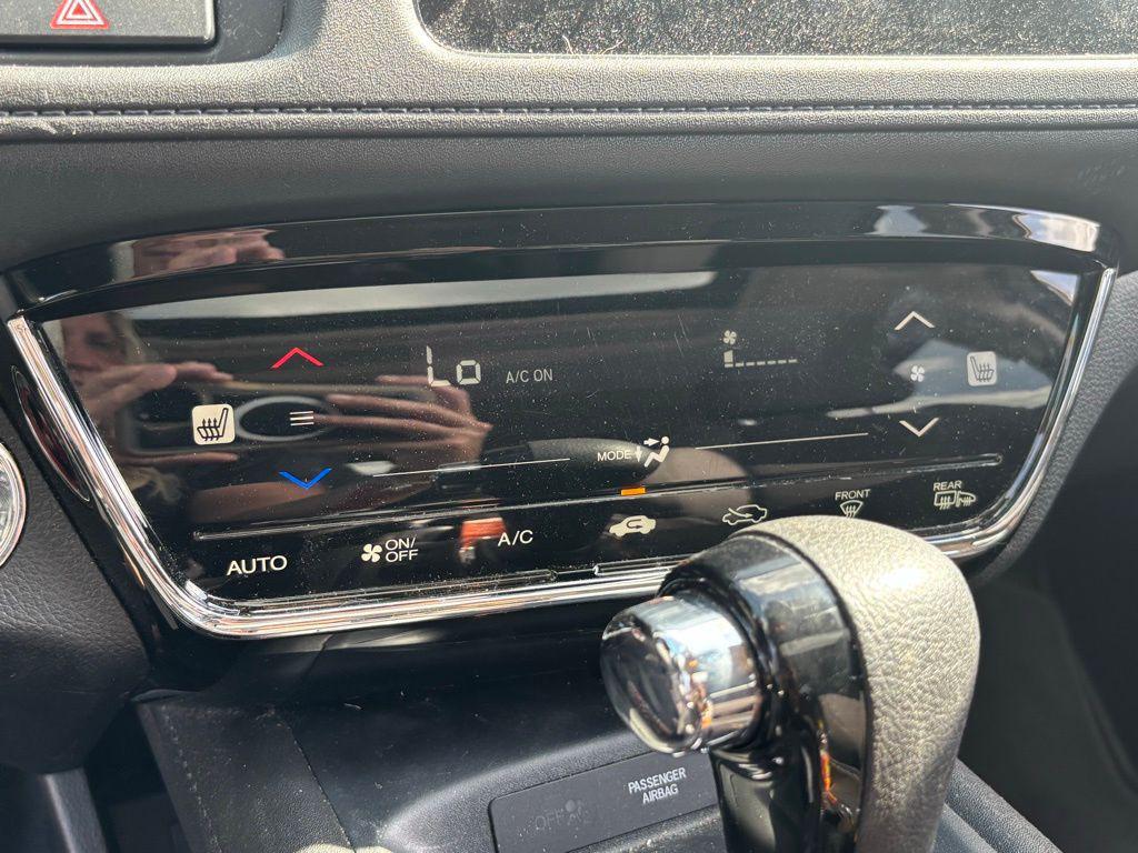 used 2022 Honda HR-V car, priced at $21,000