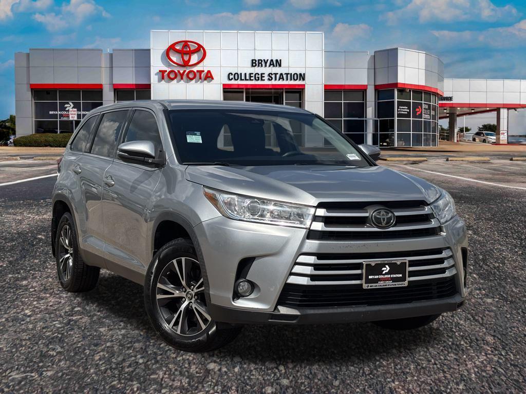 used 2019 Toyota Highlander car, priced at $19,487