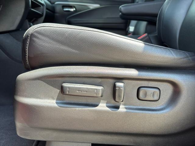 used 2023 Honda Ridgeline car, priced at $32,188