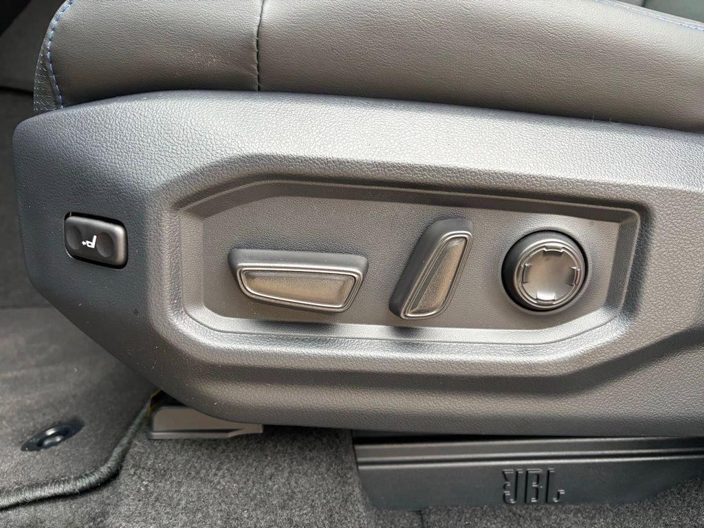 new 2025 Toyota Tundra Hybrid car, priced at $73,117