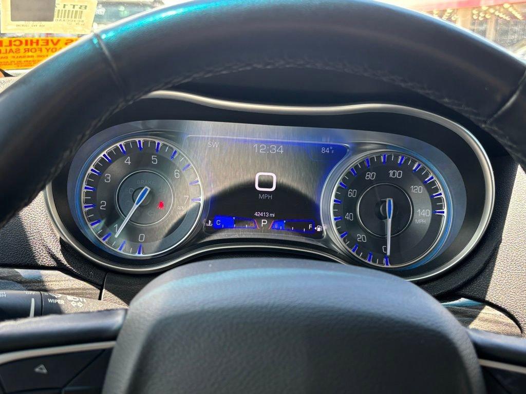 used 2022 Chrysler 300 car, priced at $25,325
