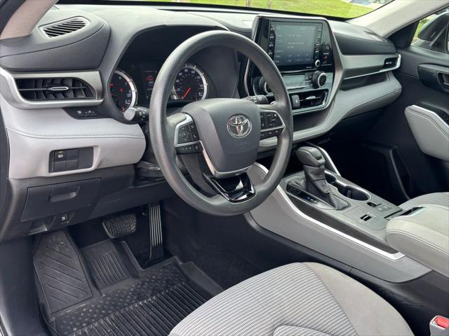used 2020 Toyota Highlander car, priced at $24,777