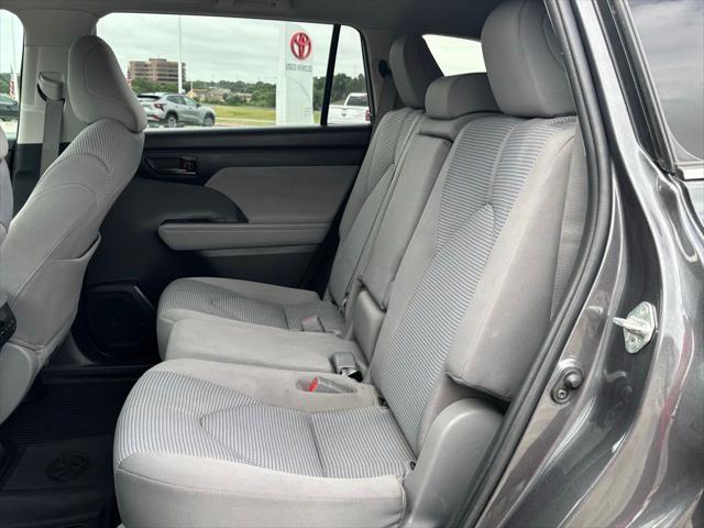 used 2020 Toyota Highlander car, priced at $24,777