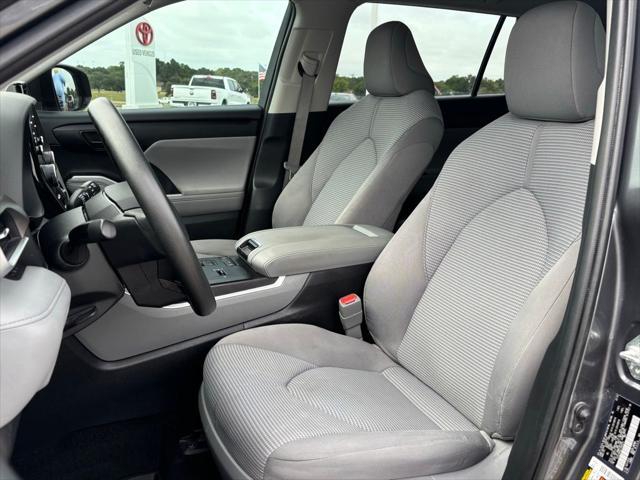 used 2020 Toyota Highlander car, priced at $24,777