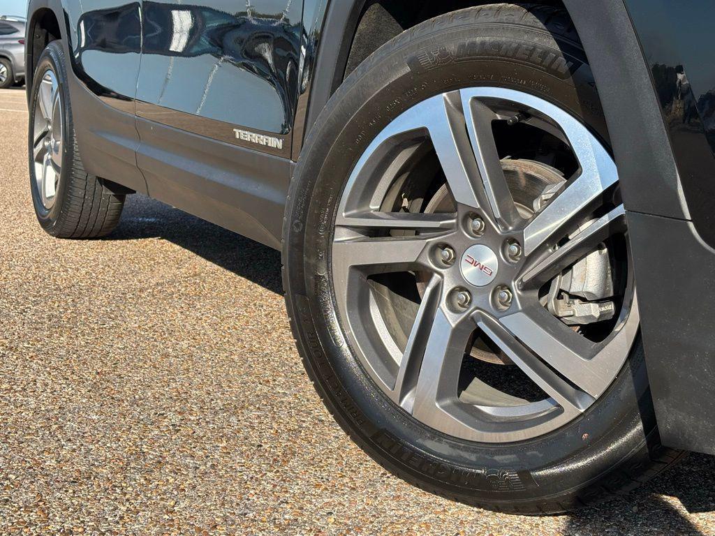 used 2021 GMC Terrain car, priced at $25,991