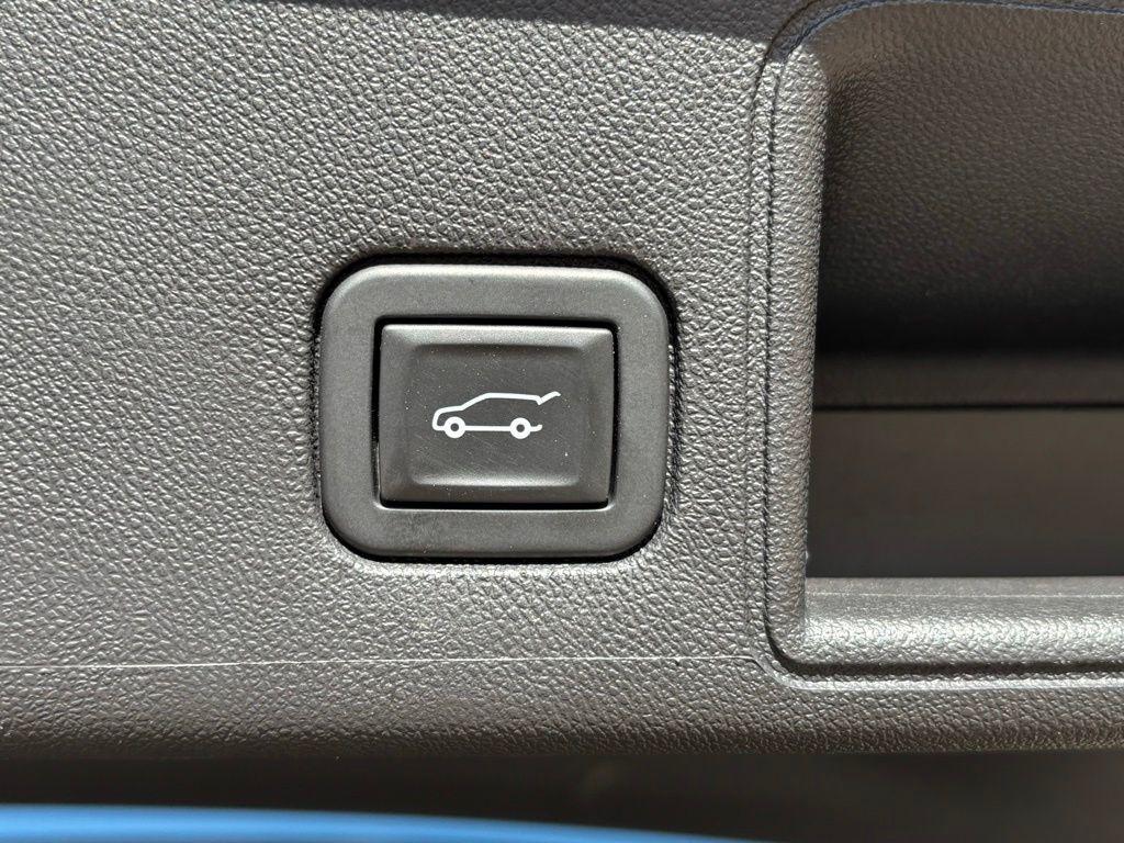 used 2021 GMC Terrain car, priced at $25,991