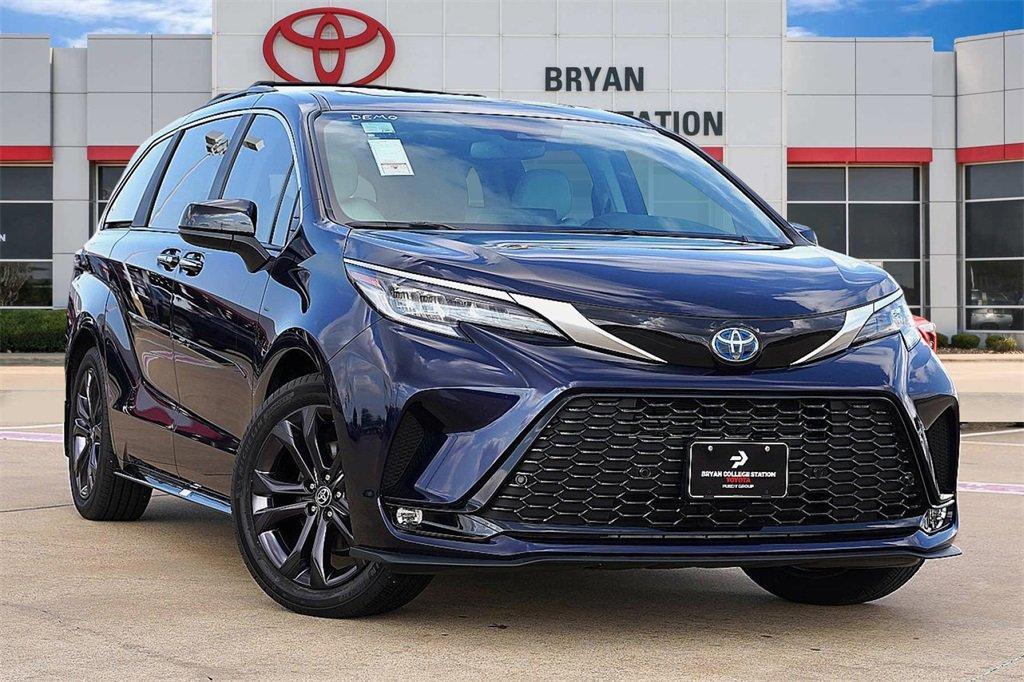 new 2024 Toyota Sienna car, priced at $48,979