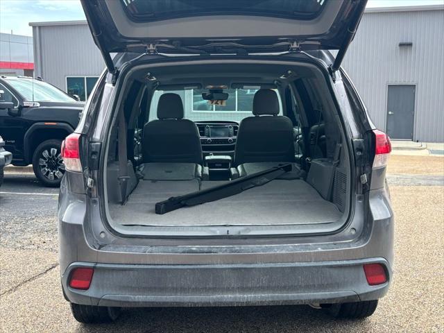 used 2017 Toyota Highlander car, priced at $18,388