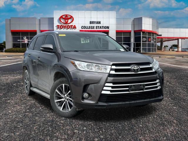 used 2017 Toyota Highlander car, priced at $18,388