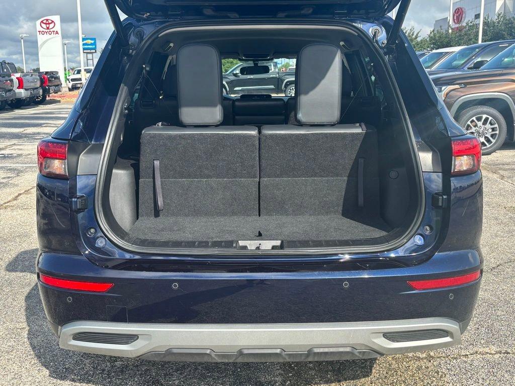 used 2023 Mitsubishi Outlander car, priced at $23,571