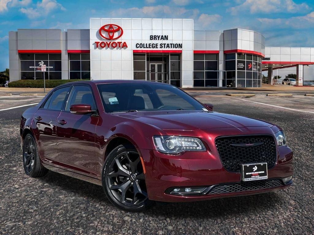 used 2022 Chrysler 300 car, priced at $25,055