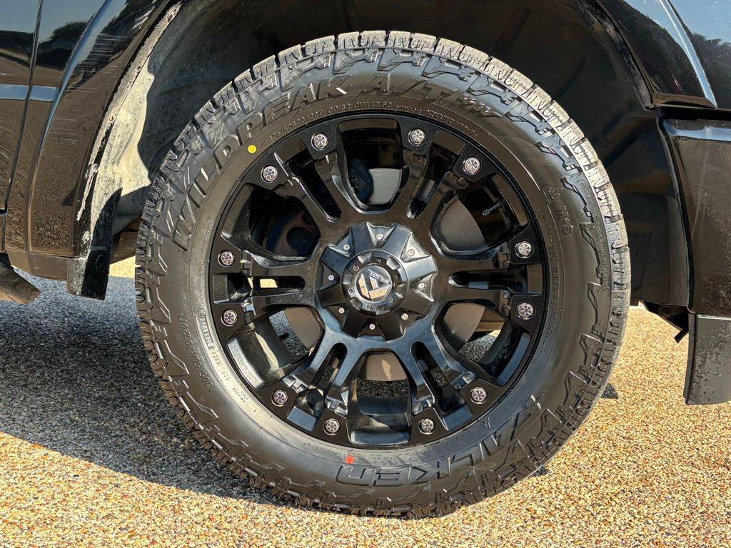 used 2022 Ram 1500 car, priced at $35,991
