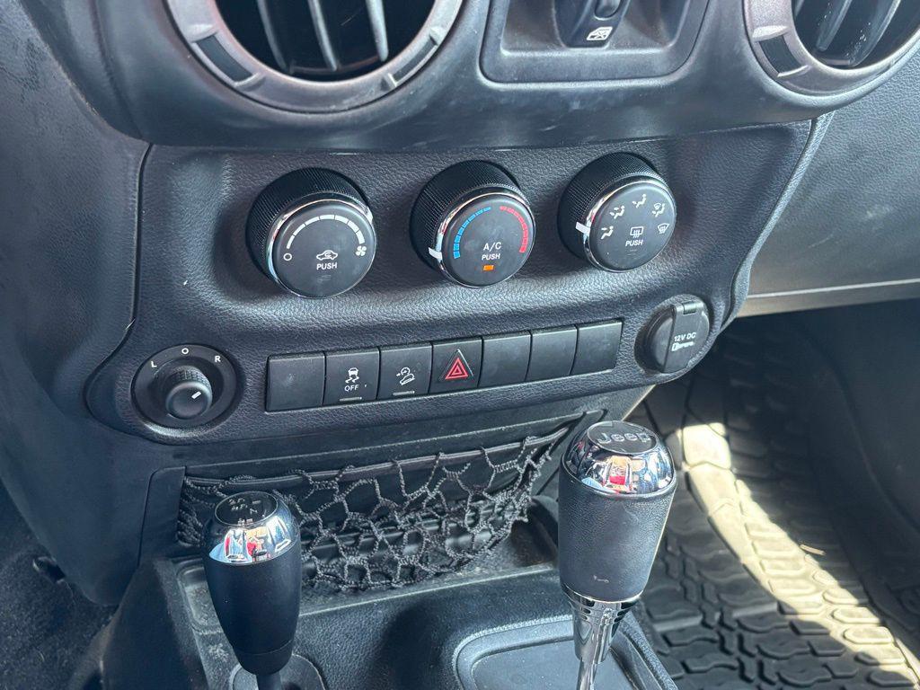 used 2016 Jeep Wrangler Unlimited car, priced at $20,958