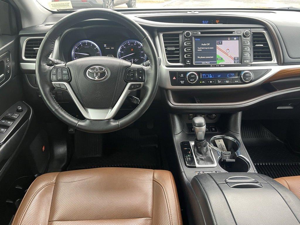 used 2019 Toyota Highlander car, priced at $23,981