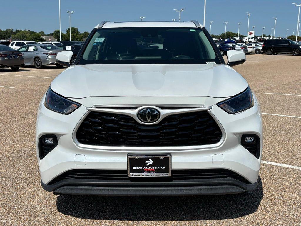 used 2024 Toyota Highlander car, priced at $39,839