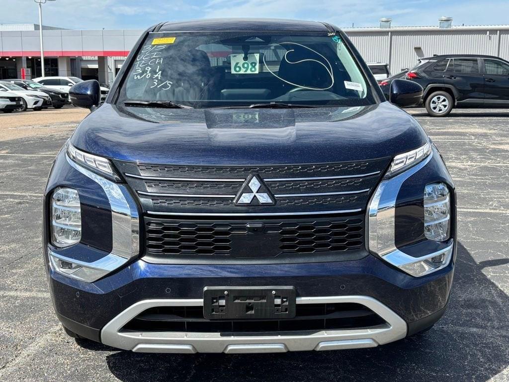 used 2024 Mitsubishi Outlander car, priced at $26,991