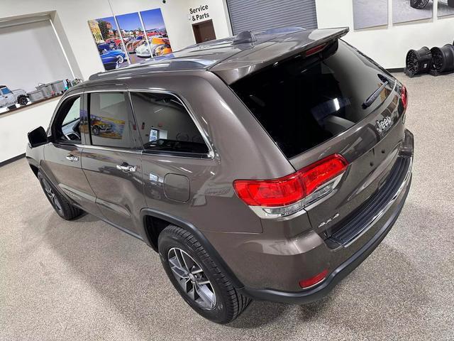 used 2017 Jeep Grand Cherokee car, priced at $20,990