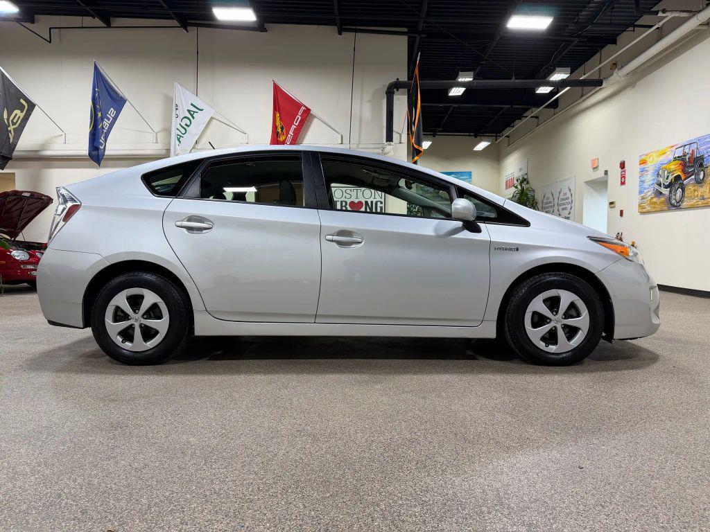 used 2014 Toyota Prius car, priced at $12,990