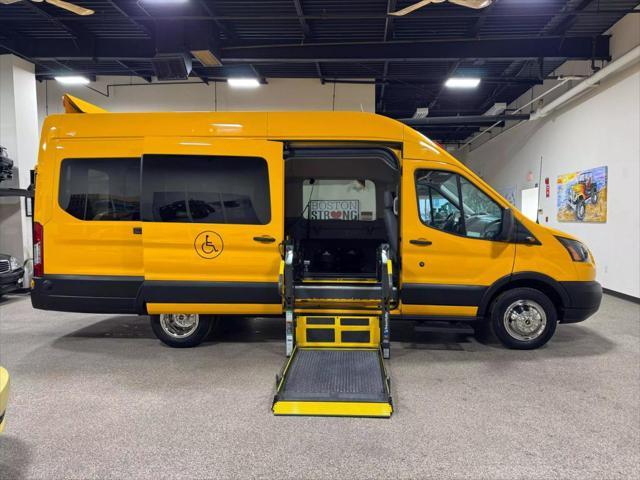 used 2019 Ford Transit-350 car