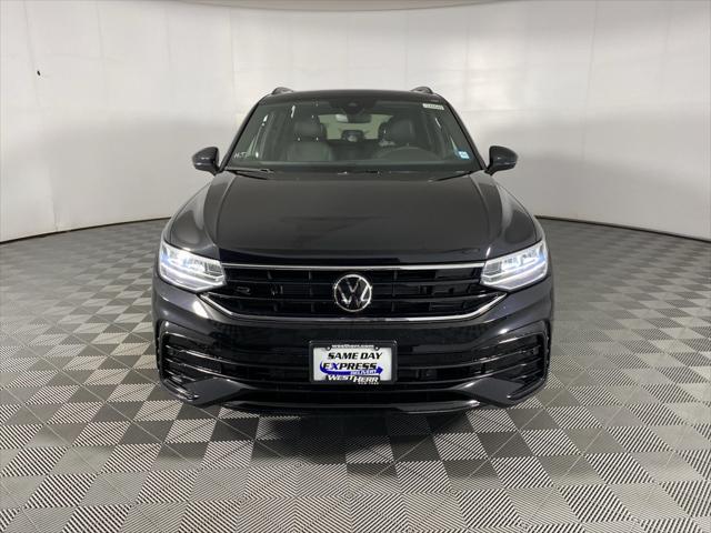 new 2024 Volkswagen Tiguan car, priced at $38,416