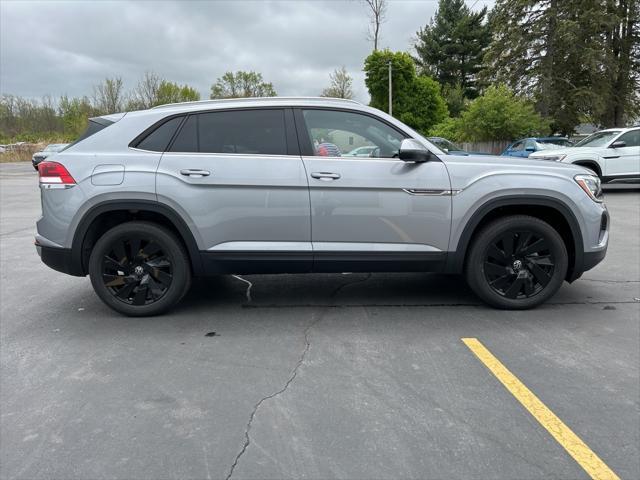 new 2025 Volkswagen Atlas Cross Sport car, priced at $46,381