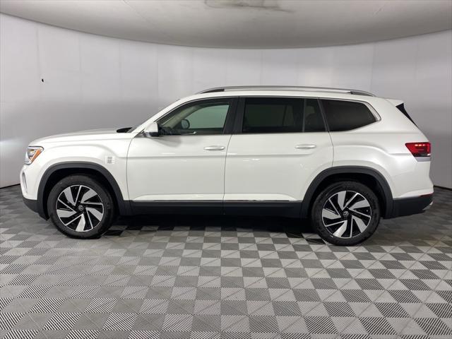 new 2024 Volkswagen Atlas car, priced at $50,999