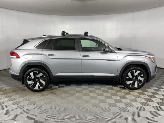 new 2024 Volkswagen Atlas Cross Sport car, priced at $48,928