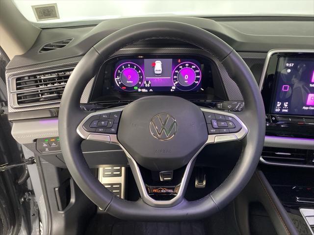 new 2025 Volkswagen Atlas car, priced at $50,101