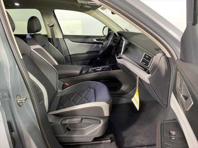 new 2025 Volkswagen Atlas car, priced at $50,101