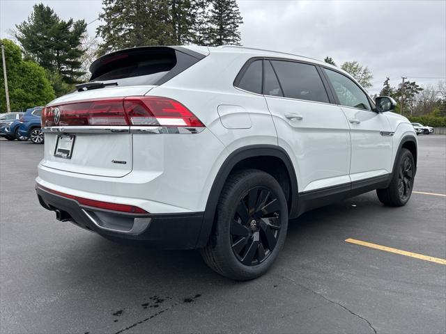 new 2025 Volkswagen Atlas Cross Sport car, priced at $46,086