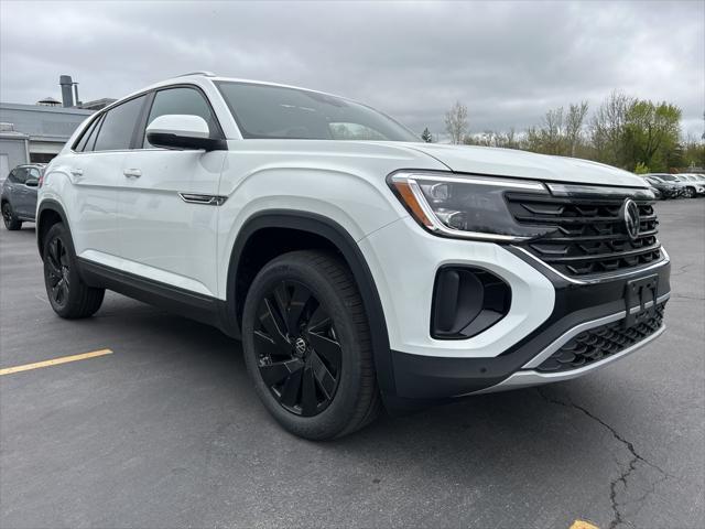 new 2025 Volkswagen Atlas Cross Sport car, priced at $46,086