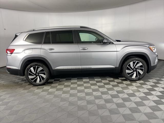 new 2025 Volkswagen Atlas car, priced at $51,596