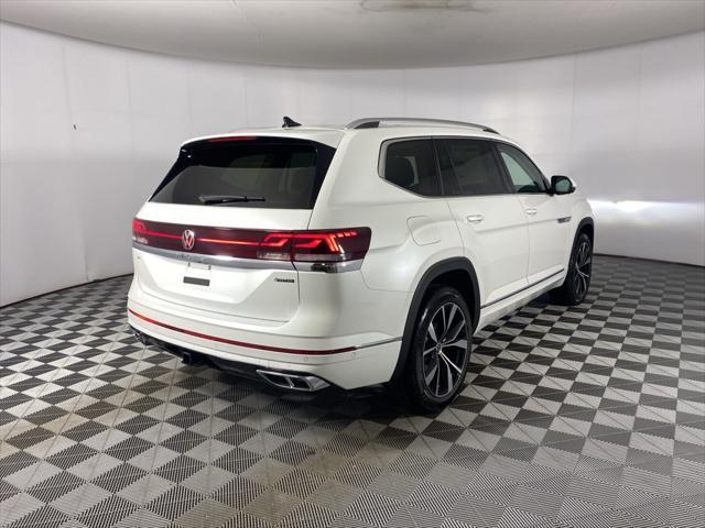 new 2024 Volkswagen Atlas car, priced at $56,016