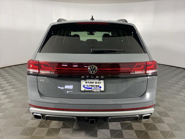 new 2025 Volkswagen Atlas car, priced at $49,406