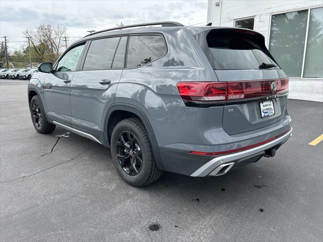 new 2025 Volkswagen Atlas car, priced at $49,406