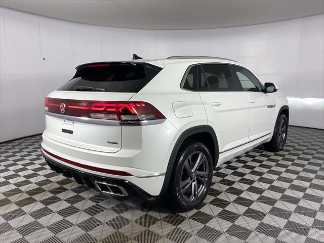 new 2024 Volkswagen Atlas Cross Sport car, priced at $50,662