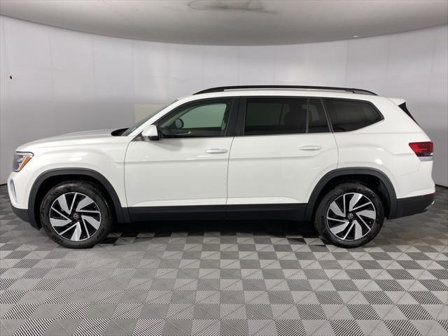 new 2024 Volkswagen Atlas car, priced at $45,819